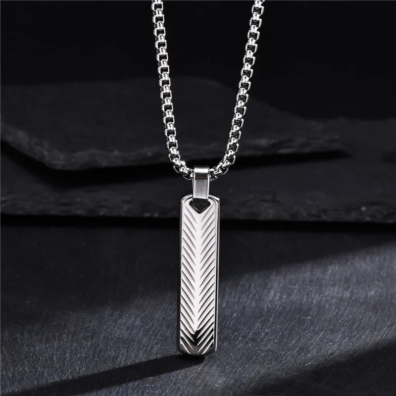 Modyle Punk Bar Pendant Necklace – Black & Silver Stainless Steel for Men