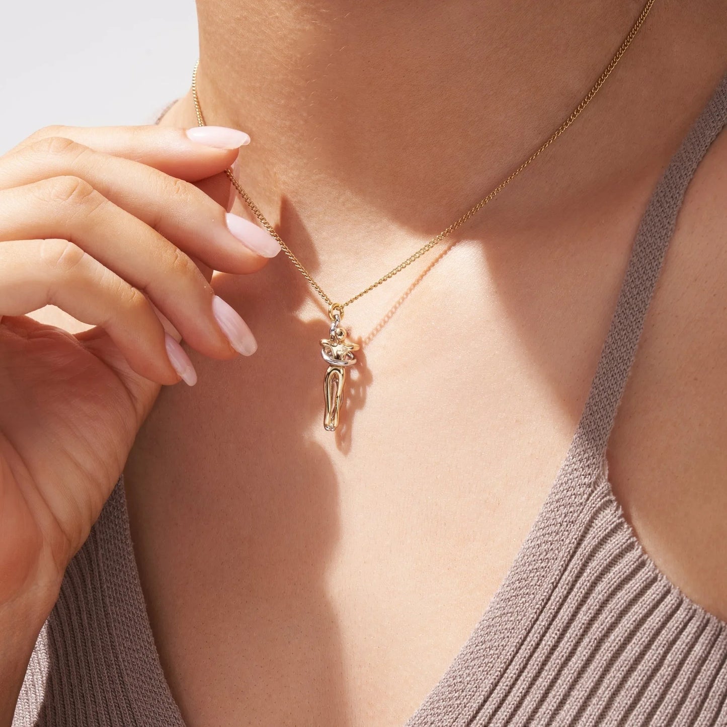 To My Daughter – Personalized Embrace Necklace with Wooden Gift Box